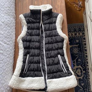 Calvin Klein vest, size small, black.